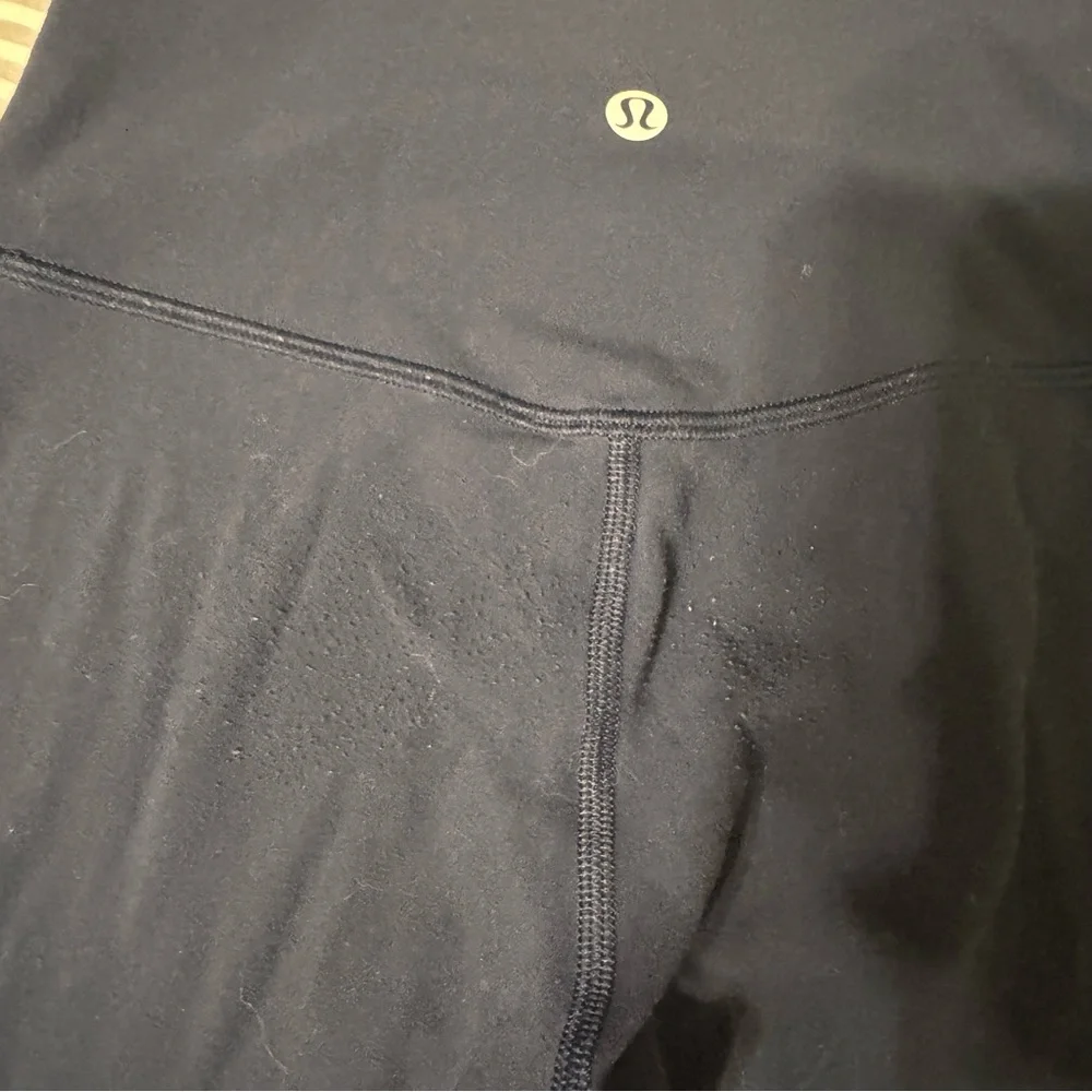 Lululemon Align Pant II *25" - wear on behind - Picture 4 of 8